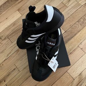 Adidas Samba - 5 Kids/6 Women’s - NWT